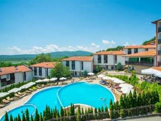 All inclusive през юни и септември в Аркутино, 5 дни с безплатен плаж от Аркутино Фемили Ризорт