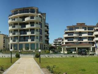 All inclusive до 11.07 с шезлонги, чадър на плажа и минерални басейни от Лонг Бийч Ризорт, Шкорпиловци