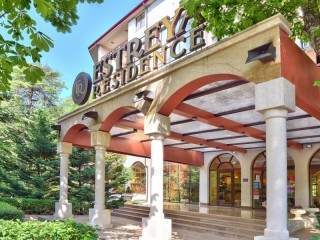 Новогодишна наздравица в Св. Константин, 3 дни All inclusive с Празнична вечеря от Естрея Резиденс
